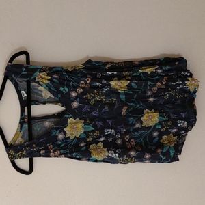 Old Navy Flowered Tank, size XL